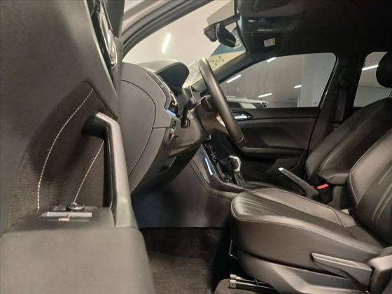 VOLKSWAGEN T-CROSS 1.4 250 TSI TOTAL FLEX HIGHLINE AUTOMÁTICO — foto 7