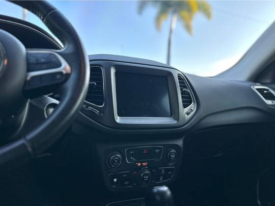 JEEP COMPASS 2.0 16V DIESEL LONGITUDE 4X4 AUTOMÁTICO — foto 10