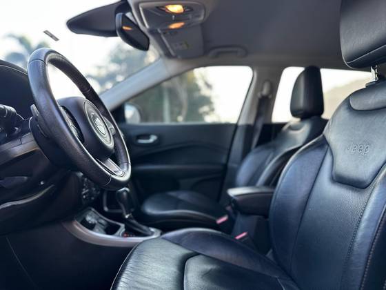 JEEP COMPASS 2.0 16V DIESEL LONGITUDE 4X4 AUTOMÁTICO — foto 17