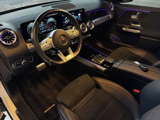 MERCEDES-BENZ GLB 35 AMG 2.0 CGI GASOLINA 4MATIC SPEEDSHIFT — foto 5