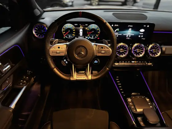 MERCEDES-BENZ GLB 35 AMG 2.0 CGI GASOLINA 4MATIC SPEEDSHIFT — foto 8