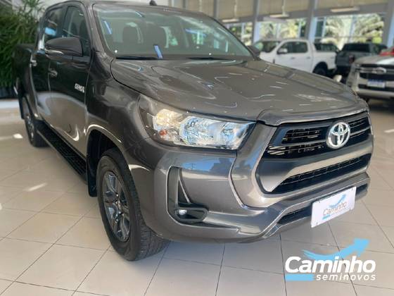 TOYOTA HILUX 2.8 D-4D TURBO DIESEL CD SR 4X4 AUTOMÁTICO — foto 3