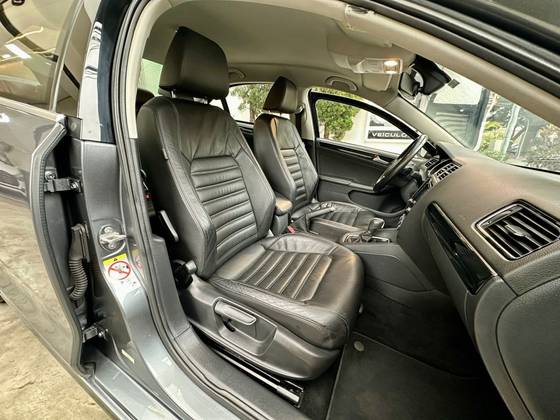VOLKSWAGEN JETTA 2.0 TSI HIGHLINE 211CV GASOLINA 4P TIPTRONIC — foto 8