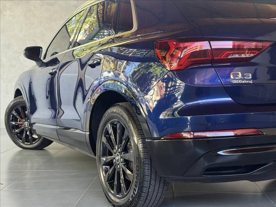 AUDI Q3 1.4 35 TFSI GASOLINA PRESTIGE PLUS S TRONIC — foto 13