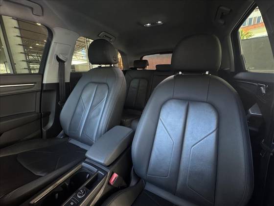 AUDI Q3 1.4 35 TFSI GASOLINA PRESTIGE PLUS S TRONIC — foto 17