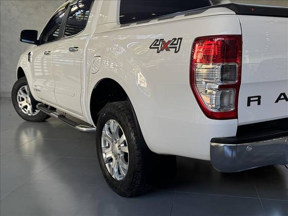 FORD RANGER 3.2 LIMITED 4X4 CD 20V DIESEL 4P AUTOMÁTICO — foto 12