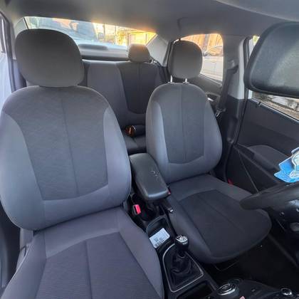HYUNDAI HB20S 1.0 COMFORT PLUS 12V TURBO FLEX 4P MANUAL — foto 6