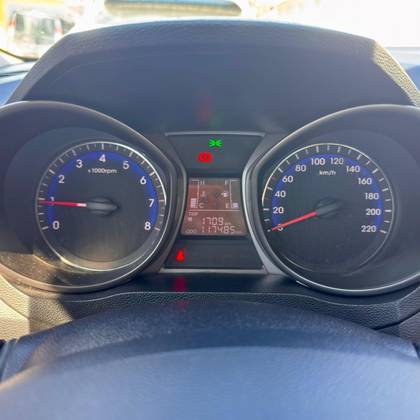 HYUNDAI HB20S 1.0 COMFORT PLUS 12V TURBO FLEX 4P MANUAL — foto 8