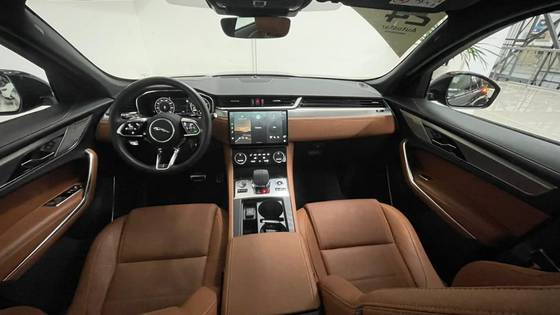 JAGUAR F-PACE 2.0 P400E PHEV R-DYNAMIC SE AWD AUTOMÁTICO — foto 12