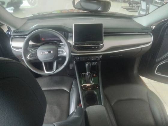JEEP COMPASS 1.3 T270 TURBO FLEX LONGITUDE AT6 — foto 9