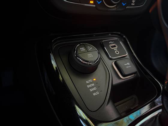 JEEP COMPASS 2.0 16V DIESEL LIMITED 4X4 AUTOMÁTICO — foto 9