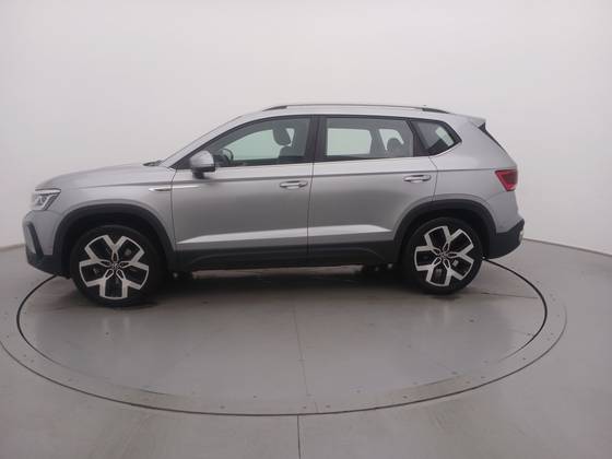 VOLKSWAGEN TAOS 1.4 250 TSI TOTAL FLEX HIGHLINE AUTOMÁTICO — foto 2