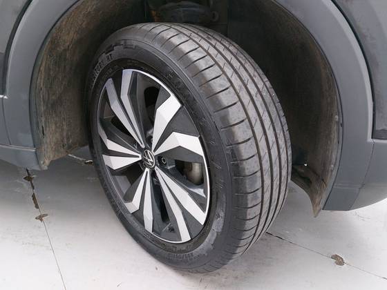 VOLKSWAGEN T-CROSS 1.4 250 TSI TOTAL FLEX HIGHLINE AUTOMÁTICO — foto 13