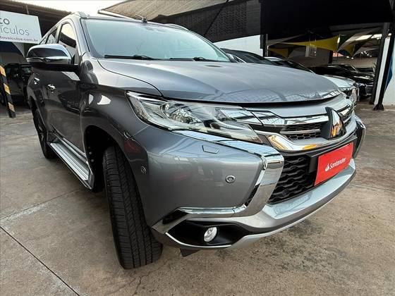 MITSUBISHI PAJERO SPORT 2.4 16V MIVEC TURBO DIESEL HPE AWD AUTOMÁTICO — foto 4
