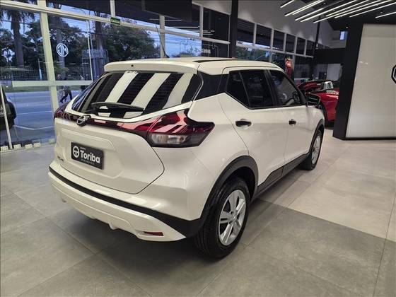 NISSAN KICKS 1.6 16V FLEXSTART SENSE XTRONIC — foto 8
