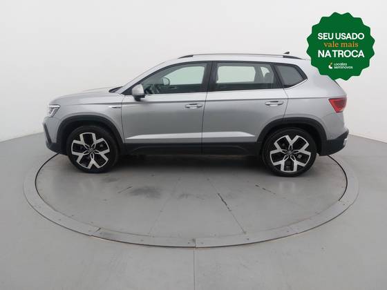 VOLKSWAGEN TAOS 1.4 250 TSI TOTAL FLEX HIGHLINE AUTOMÁTICO — foto 2