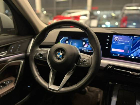 BMW X1 2.0 16V TURBO GASOLINA SDRIVE20I X-LINE STEPTRONIC — foto 9