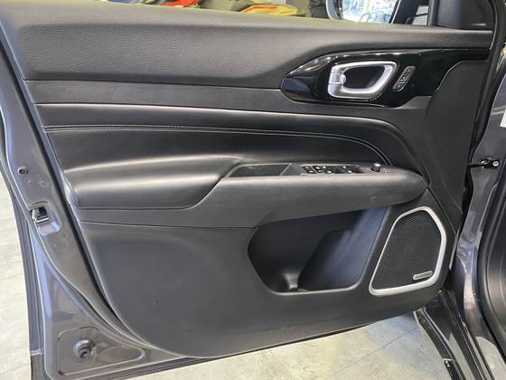 JEEP COMMANDER 2.0 HURRICANE 4 TURBO GASOLINA BLACKHAWK AT9 — foto 6