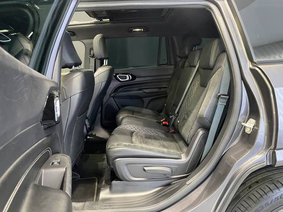 JEEP COMMANDER 2.0 HURRICANE 4 TURBO GASOLINA BLACKHAWK AT9 — foto 11