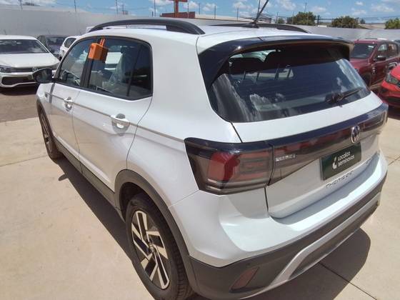VOLKSWAGEN T-CROSS 1.0 200 TSI TOTAL FLEX COMFORTLINE AUTOMÁTICO — foto 6