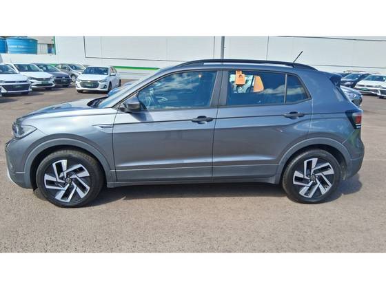 VOLKSWAGEN T-CROSS 1.0 200 TSI TOTAL FLEX COMFORTLINE AUTOMÁTICO — foto 3