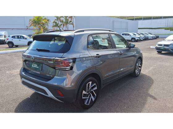 VOLKSWAGEN T-CROSS 1.0 200 TSI TOTAL FLEX COMFORTLINE AUTOMÁTICO — foto 6