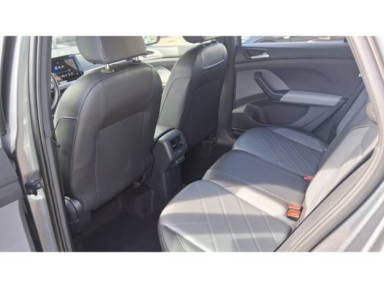 VOLKSWAGEN T-CROSS 1.0 200 TSI TOTAL FLEX COMFORTLINE AUTOMÁTICO — foto 10
