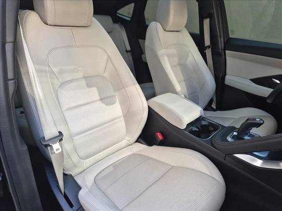 JAGUAR E-PACE 2.0 16V P250 FLEX R-DYNAMIC S AWD AUTOMÁTICO — foto 9