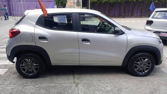 RENAULT KWID 1.0 12V SCE FLEX ZEN MANUAL — foto 3