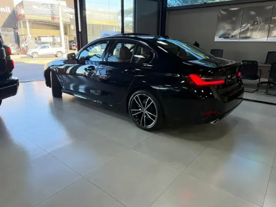 BMW 320i 2.0 16V TURBO FLEX SPORT GP AUTOMÁTICO — foto 2