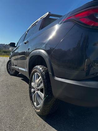 FIAT TORO 2.0 16V TURBO DIESEL VOLCANO 4WD AT9 — foto 4