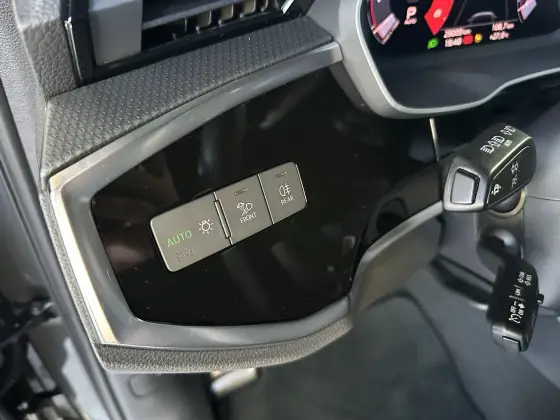 AUDI Q3 2.0 40 TFSI GASOLINA PERFORMANCE BLACK QUATTRO TIPTRONIC — foto 15