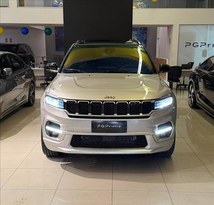 JEEP COMMANDER 1.3 T270 TURBO FLEX OVERLAND AT6 — foto 2