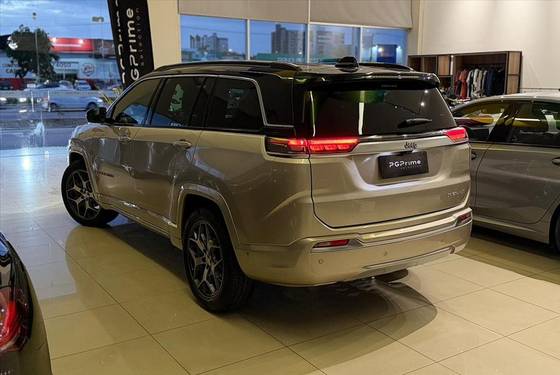 JEEP COMMANDER 1.3 T270 TURBO FLEX OVERLAND AT6 — foto 9