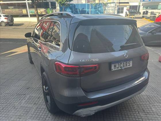 MERCEDES-BENZ GLB 200 1.3 CGI GASOLINA PROGRESSIVE 7G-DCT — foto 4