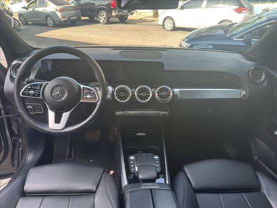 MERCEDES-BENZ GLB 200 1.3 CGI GASOLINA PROGRESSIVE 7G-DCT — foto 9