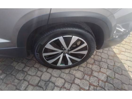 VOLKSWAGEN TAOS 1.4 250 TSI TOTAL FLEX HIGHLINE AUTOMÁTICO — foto 10