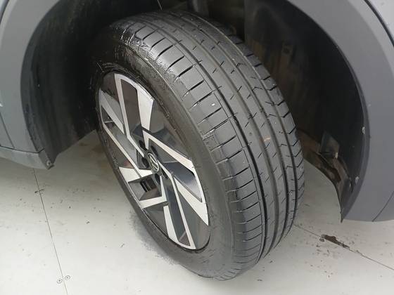 VOLKSWAGEN T-CROSS 1.4 250 TSI TOTAL FLEX HIGHLINE AUTOMÁTICO — foto 13