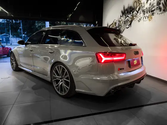 AUDI RS6 4.0 AVANT V8 32V BI-TURBO GASOLINA 4P TIPTRONIC — foto 6