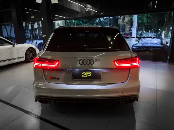 AUDI RS6 4.0 AVANT V8 32V BI-TURBO GASOLINA 4P TIPTRONIC — foto 7