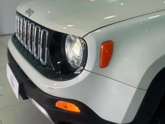JEEP RENEGADE 2.0 16V TURBO DIESEL LIMITED 4P 4X4 AUTOMÁTICO — foto 8