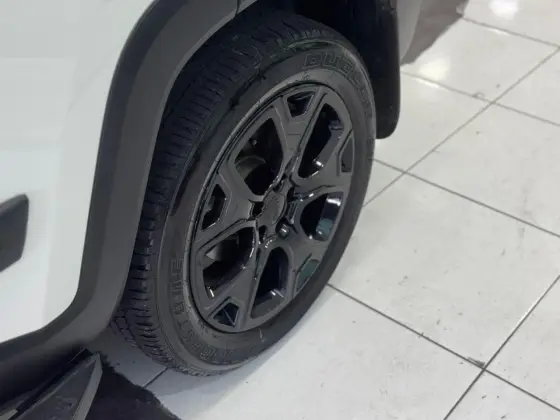 JEEP RENEGADE 2.0 16V TURBO DIESEL LIMITED 4P 4X4 AUTOMÁTICO — foto 10