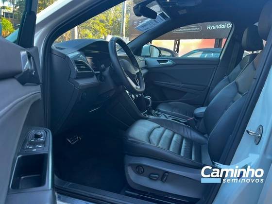 VOLKSWAGEN TAOS 1.4 250 TSI TOTAL FLEX HIGHLINE AUTOMÁTICO — foto 9