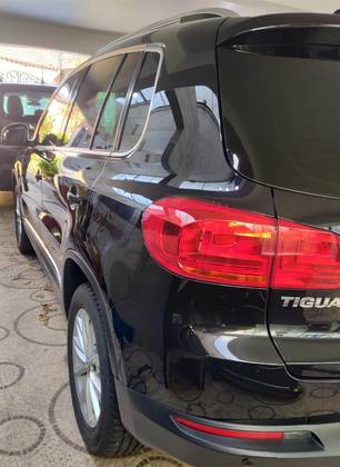 VOLKSWAGEN TIGUAN 2.0 TSI 16V TURBO GASOLINA 4P TIPTRONIC — foto 6