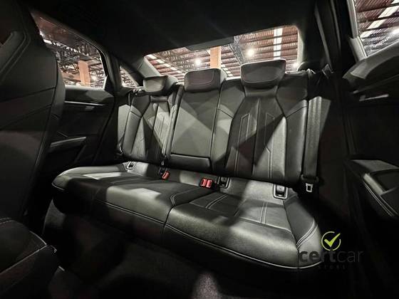 AUDI A3 2.0 40 TFSI GASOLINA SEDAN PERFORMANCE S-TRONIC — foto 12