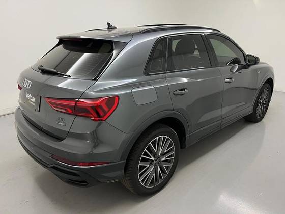 AUDI Q3 2.0 40 TFSI GASOLINA PERFORMANCE BLACK QUATTRO TIPTRONIC — foto 6