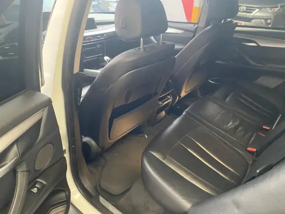 BMW X5 3.0 4X4 30D I6 TURBO DIESEL 4P AUTOMÁTICO — foto 3