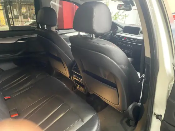 BMW X5 3.0 4X4 30D I6 TURBO DIESEL 4P AUTOMÁTICO — foto 4