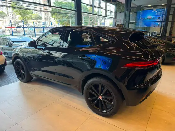 JAGUAR E-PACE 2.0 16V P250 FLEX R-DYNAMIC S AWD AUTOMÁTICO — foto 3