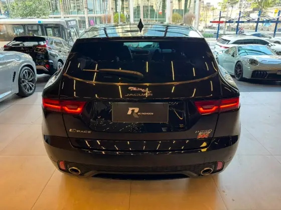JAGUAR E-PACE 2.0 16V P250 FLEX R-DYNAMIC S AWD AUTOMÁTICO — foto 6